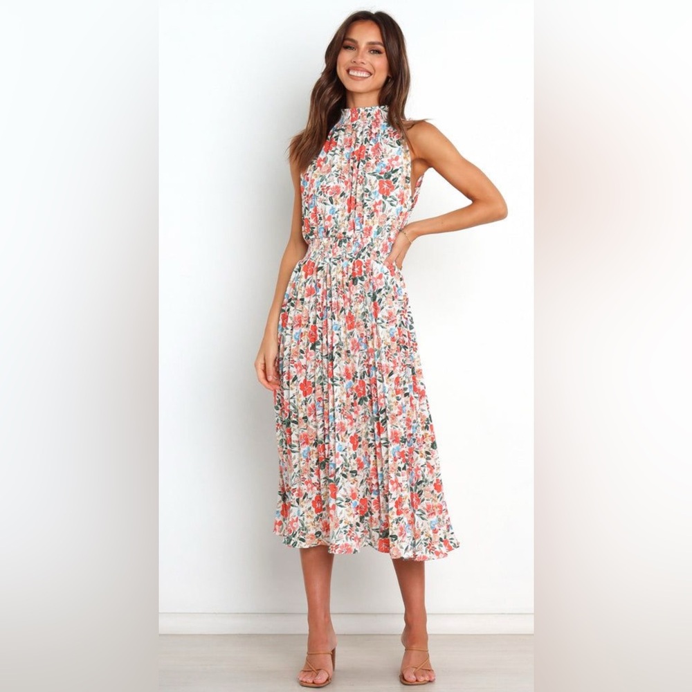 NEW with tags Petal & Pup Floral Dress Size 6